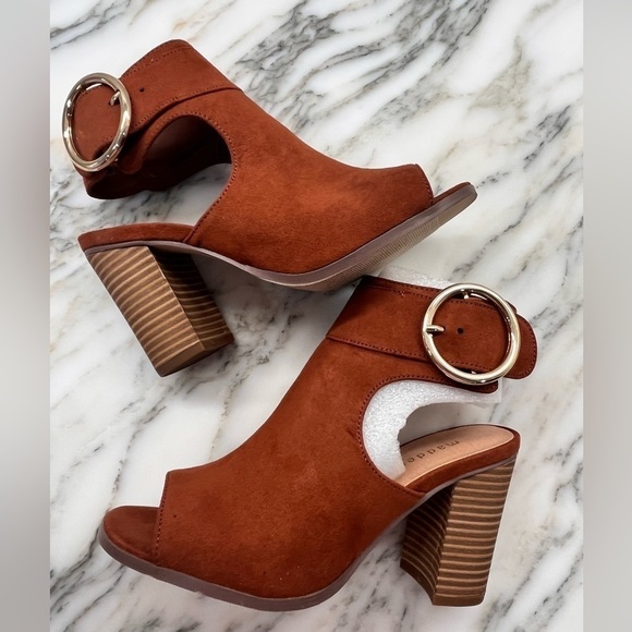 Madden Girl Darlynn City Shooties Sandals - Picture 5 of 12